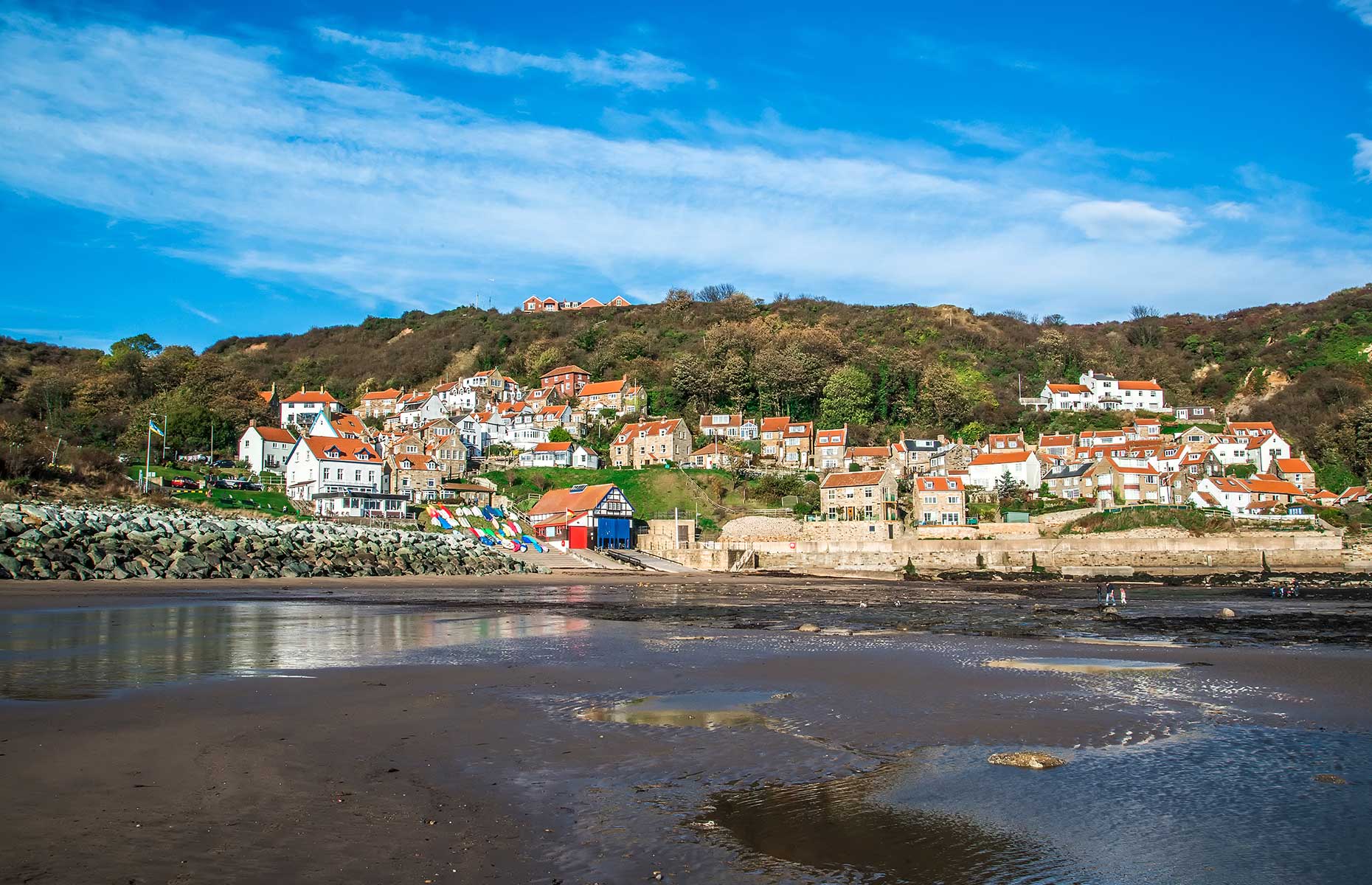 Runswick Bay (Image: Phil Silverman/Shutterstock)