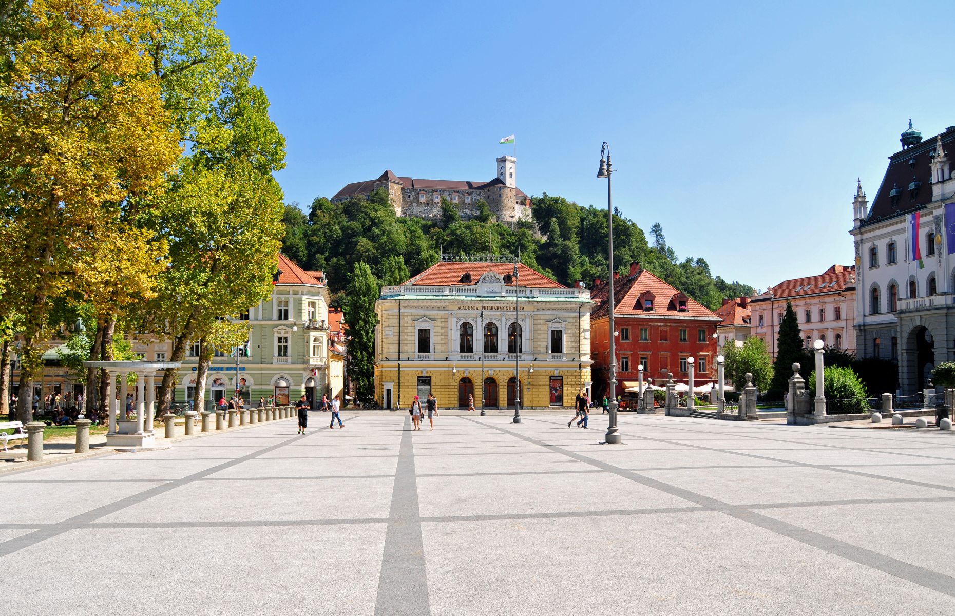 Congress Square (Image: Soru Epotok/Shutterstock)