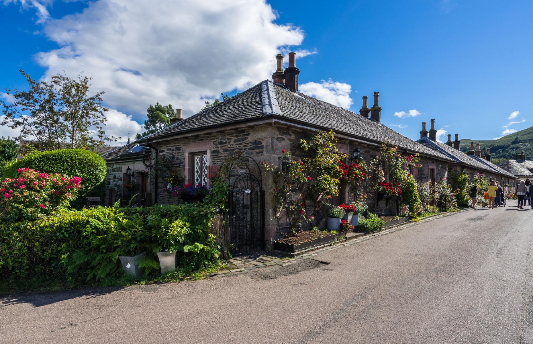 Village of Luss (Image: Francesco Bonino/Shutterstock)