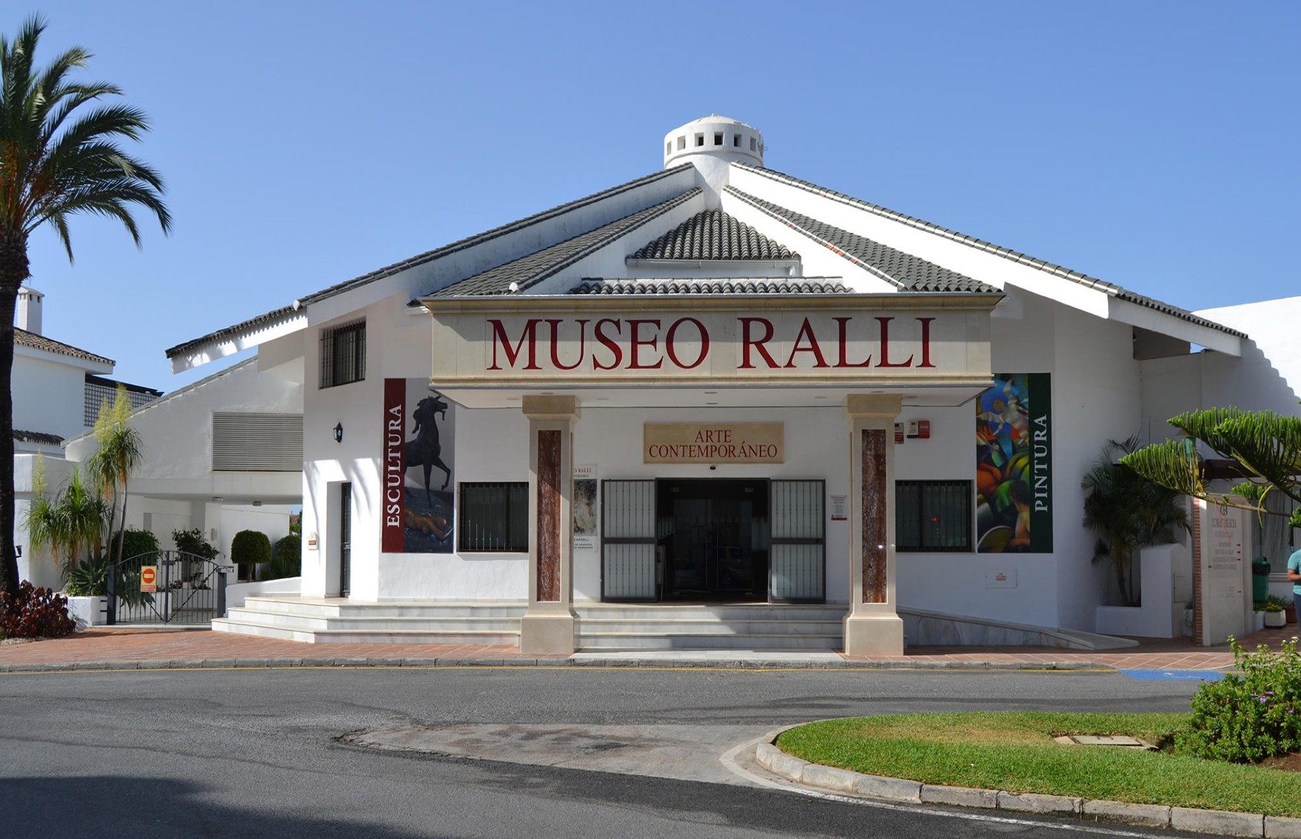 Exterior of Museo Ralli (Image: rallimuseums.com)