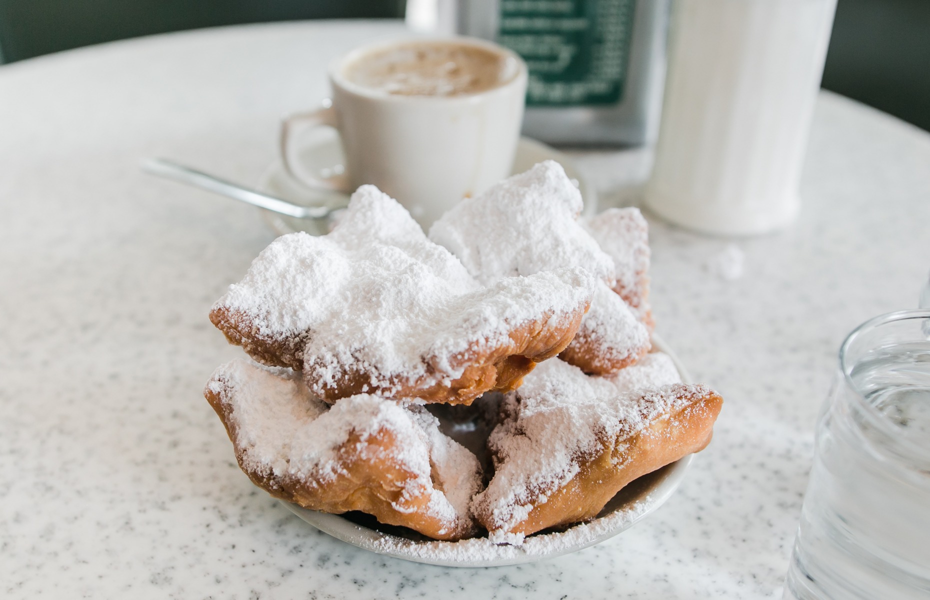 Beignets in New Orleans (image: Kelli Hayden/Shutterstock)