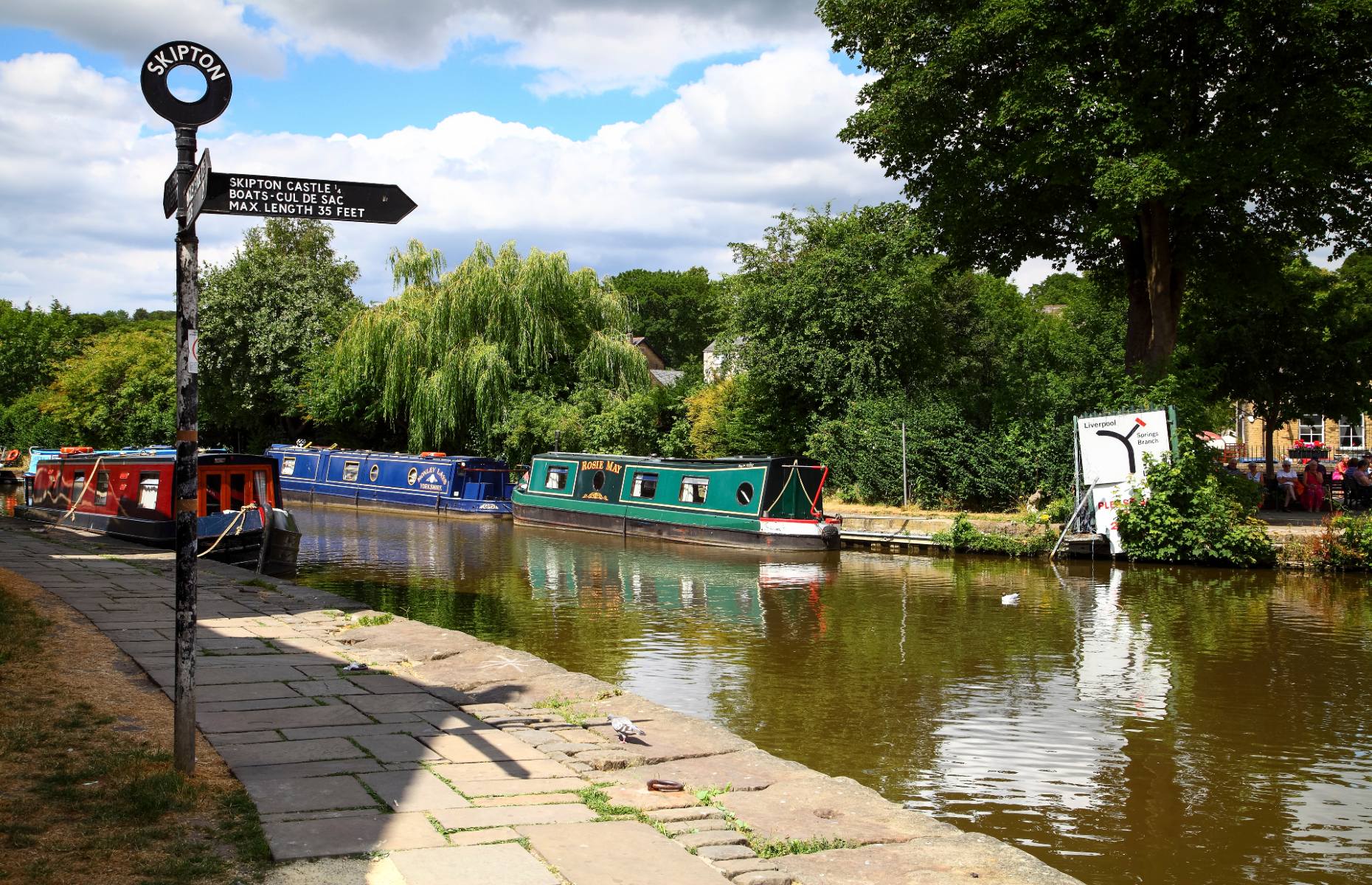 Leeds-Liverpool canal (Image: Andrew E Gardner/Shutterstock)