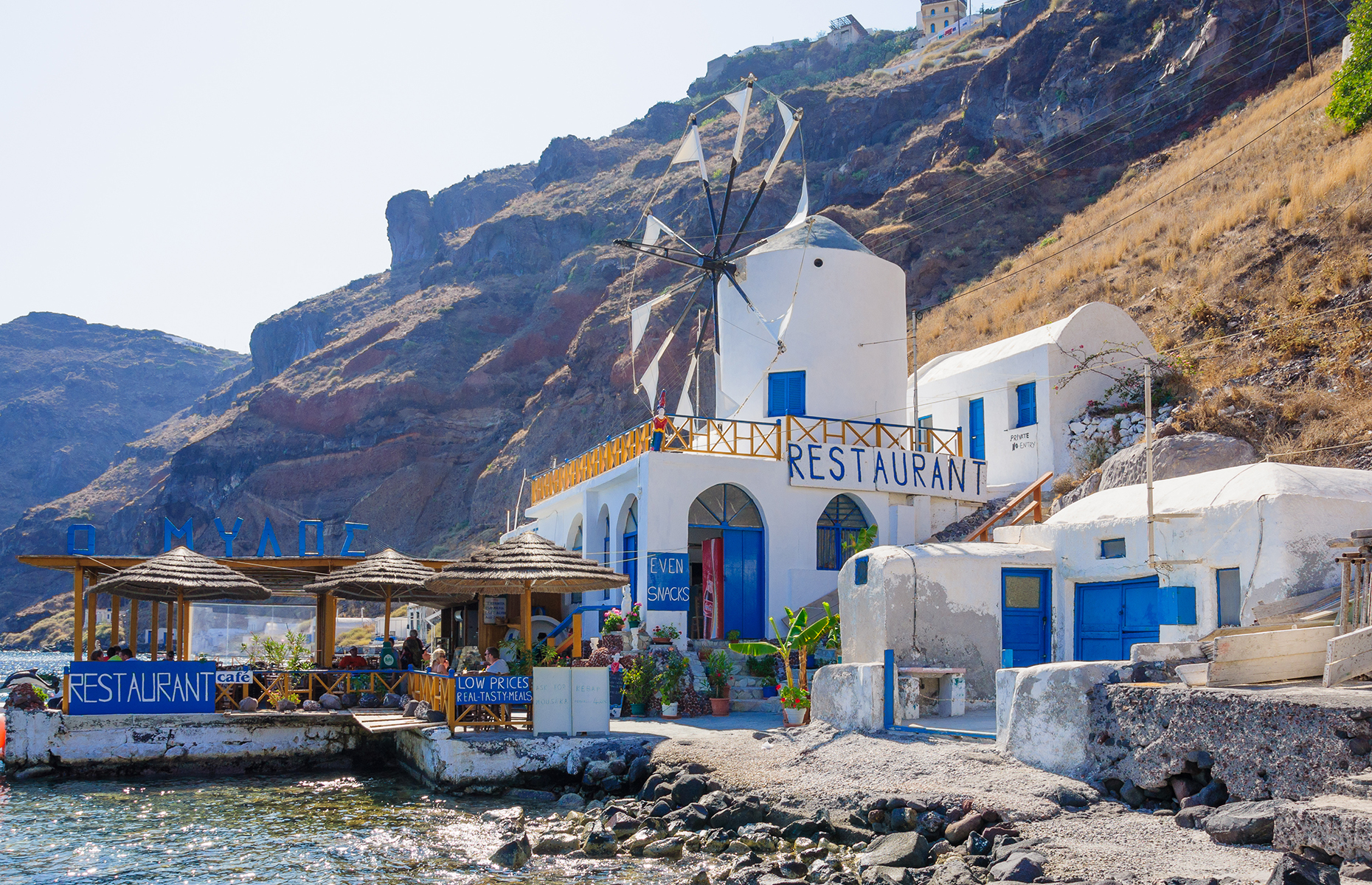 6 ways to get off beaten path in Santorini