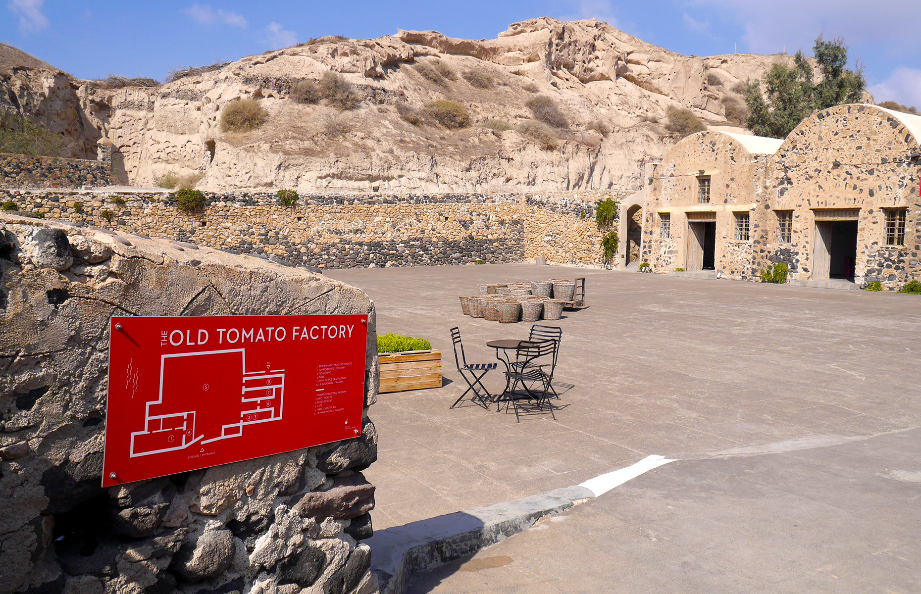 Tomato Museum, Santorini (Image: Lil_Schwarmer/Shutterstock)