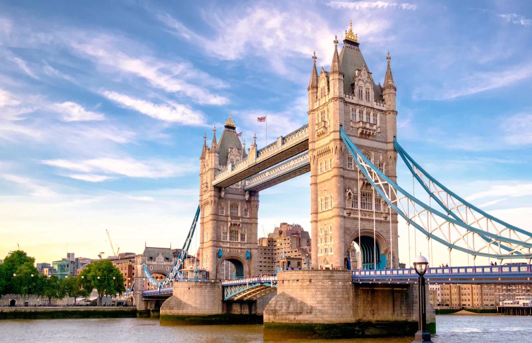 Tower Bridge (Image: alberto cervantes/Shutterstock)