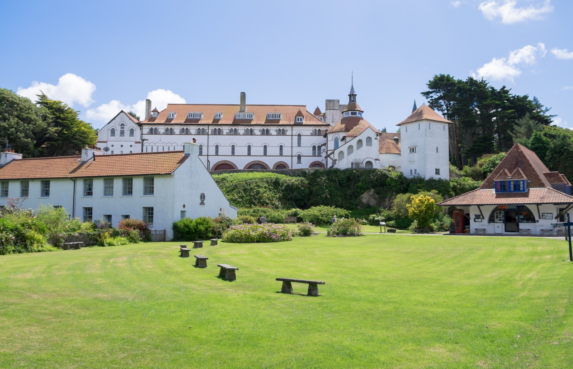 The monastery on Caldey Island (Image: Johann Knox/Shutterstock)