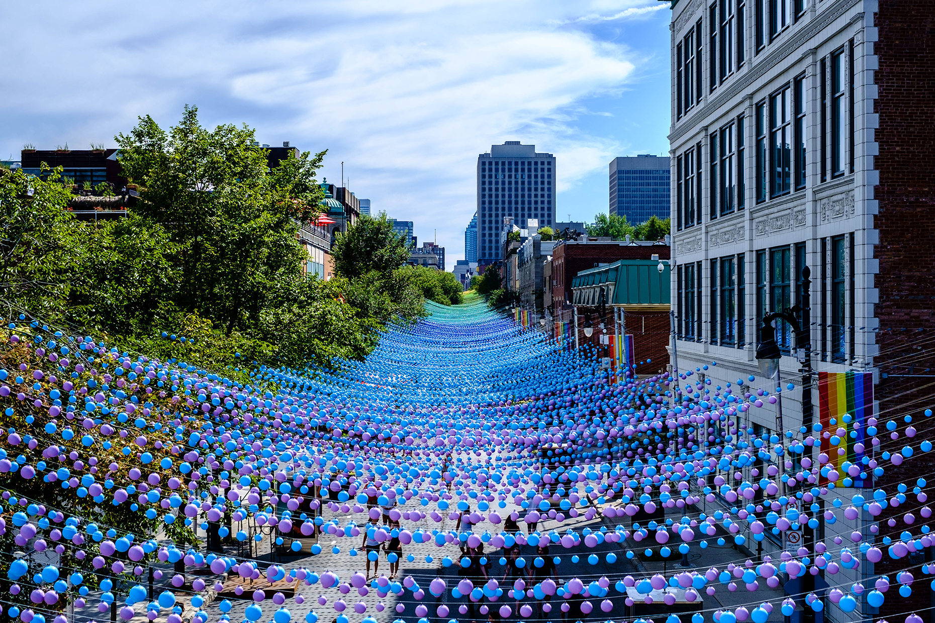 18 shades of gay installation