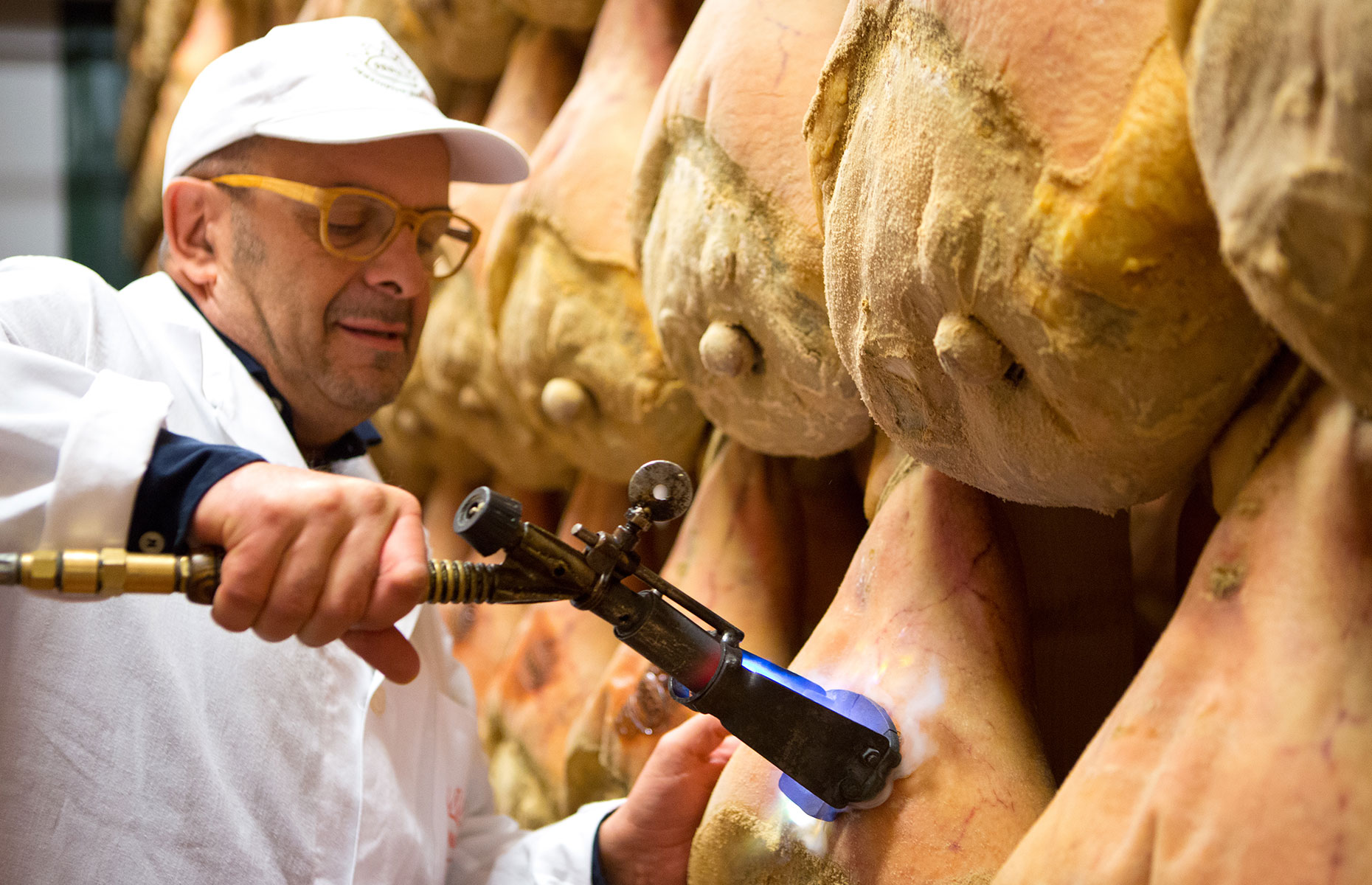 Branding a Parma Ham leg (Image courtesy of Consorzio del Prosciutto di Parma)