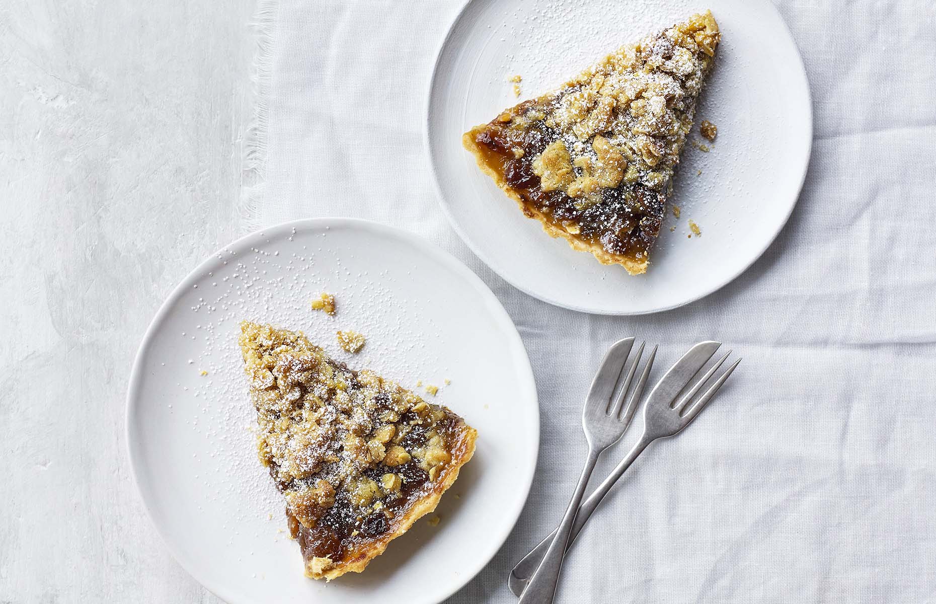 Mince pie streusel tart (Image: Waitrose & Partners/loveFOOD)