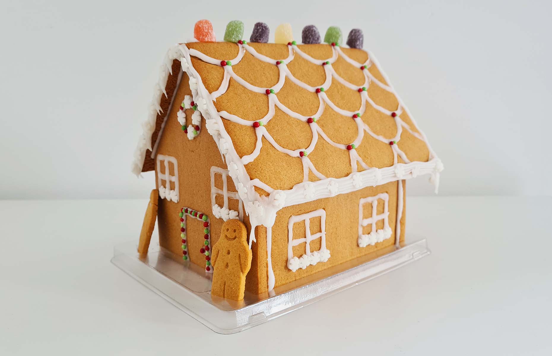 M&S gingerbread house finished 2021
