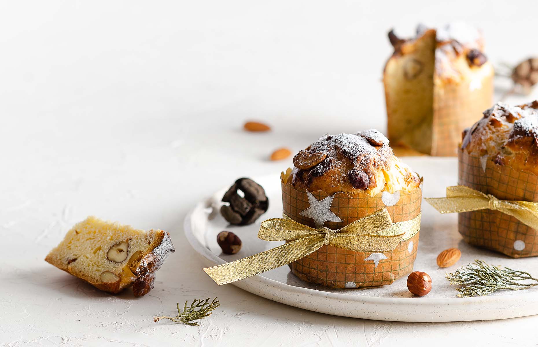 Mini panettone (Image: Cecilia Di Dio/Shutterstock)