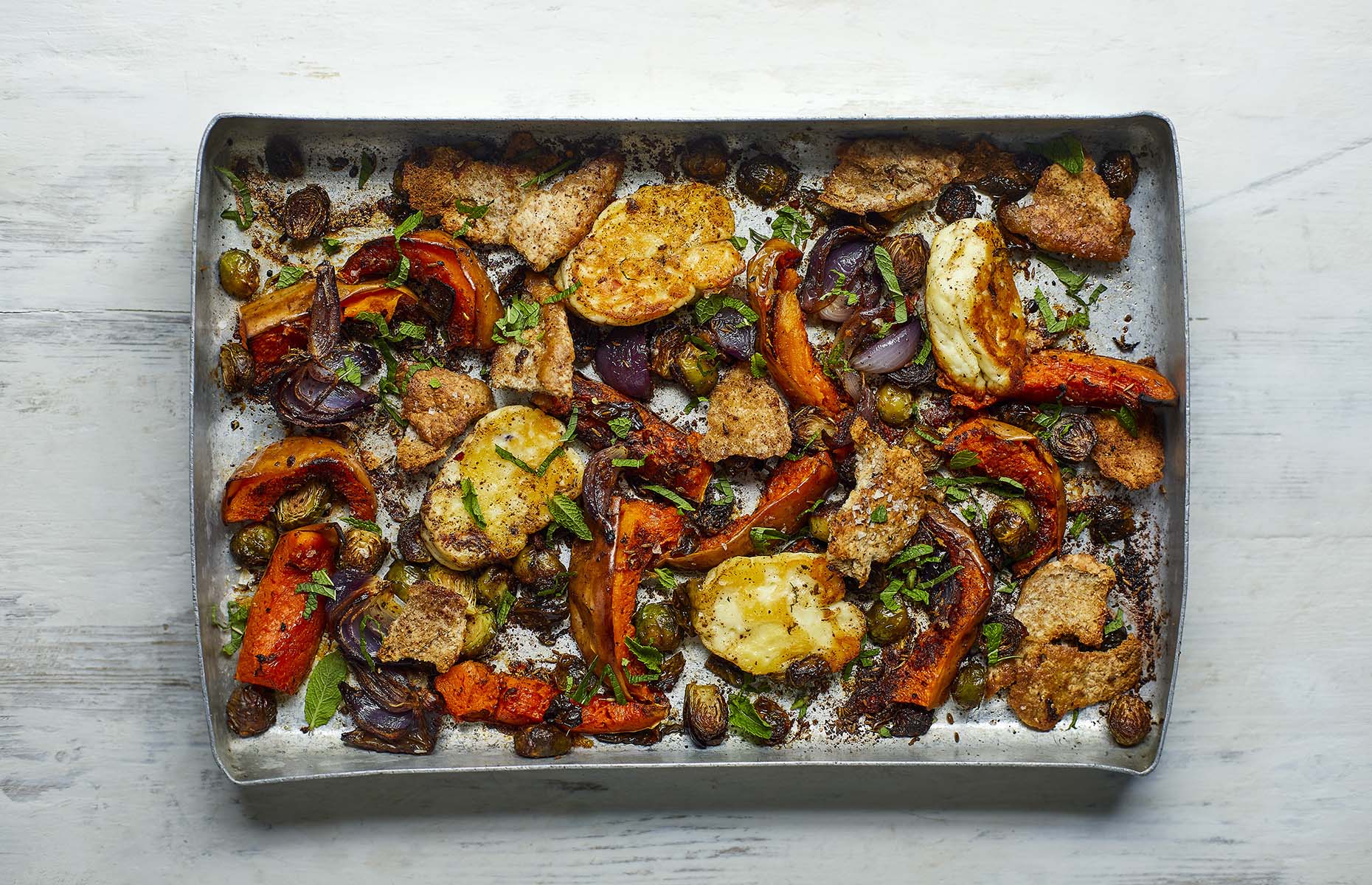 Halloumi vegetable traybake (Image: Doctor’s Kitchen 3-2-1/HarperNonFiction)