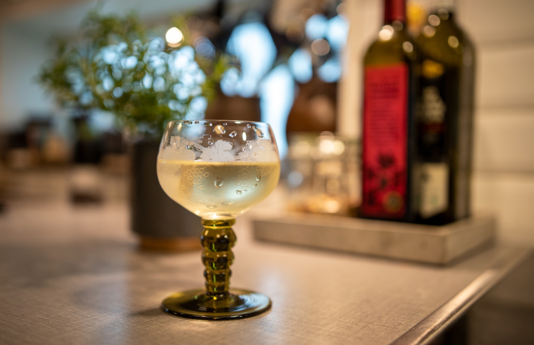 Gruner Veltliner in classic Austrian wine glass (Image: VLA photos/Shutterstock)