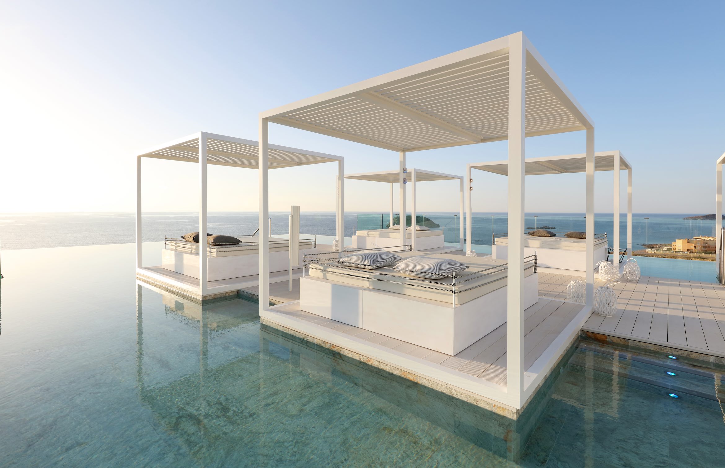 BLESS Hotel Ibiza Epic Infinity Lounge (Image: Roberto Lara)