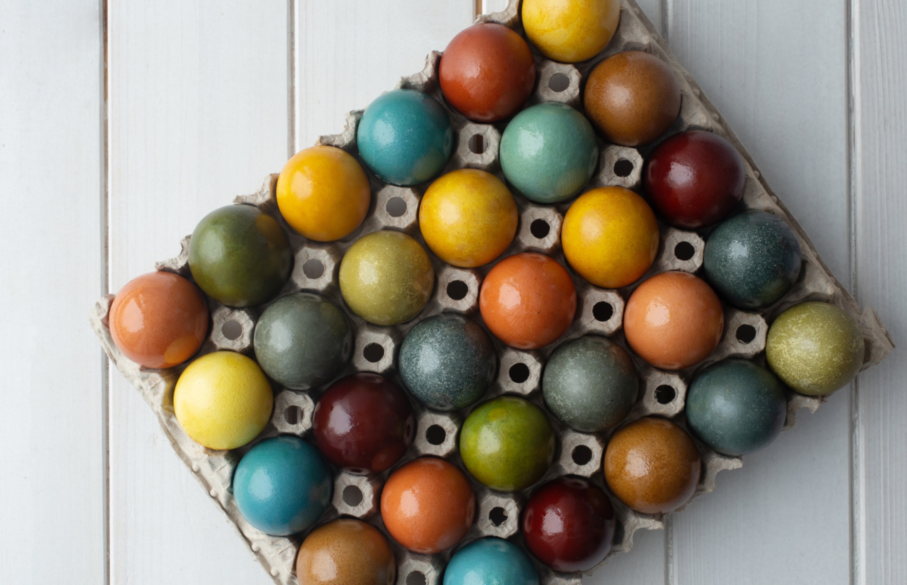 Dyed eggs (Image: Karina Bostanika/Shutterstock)