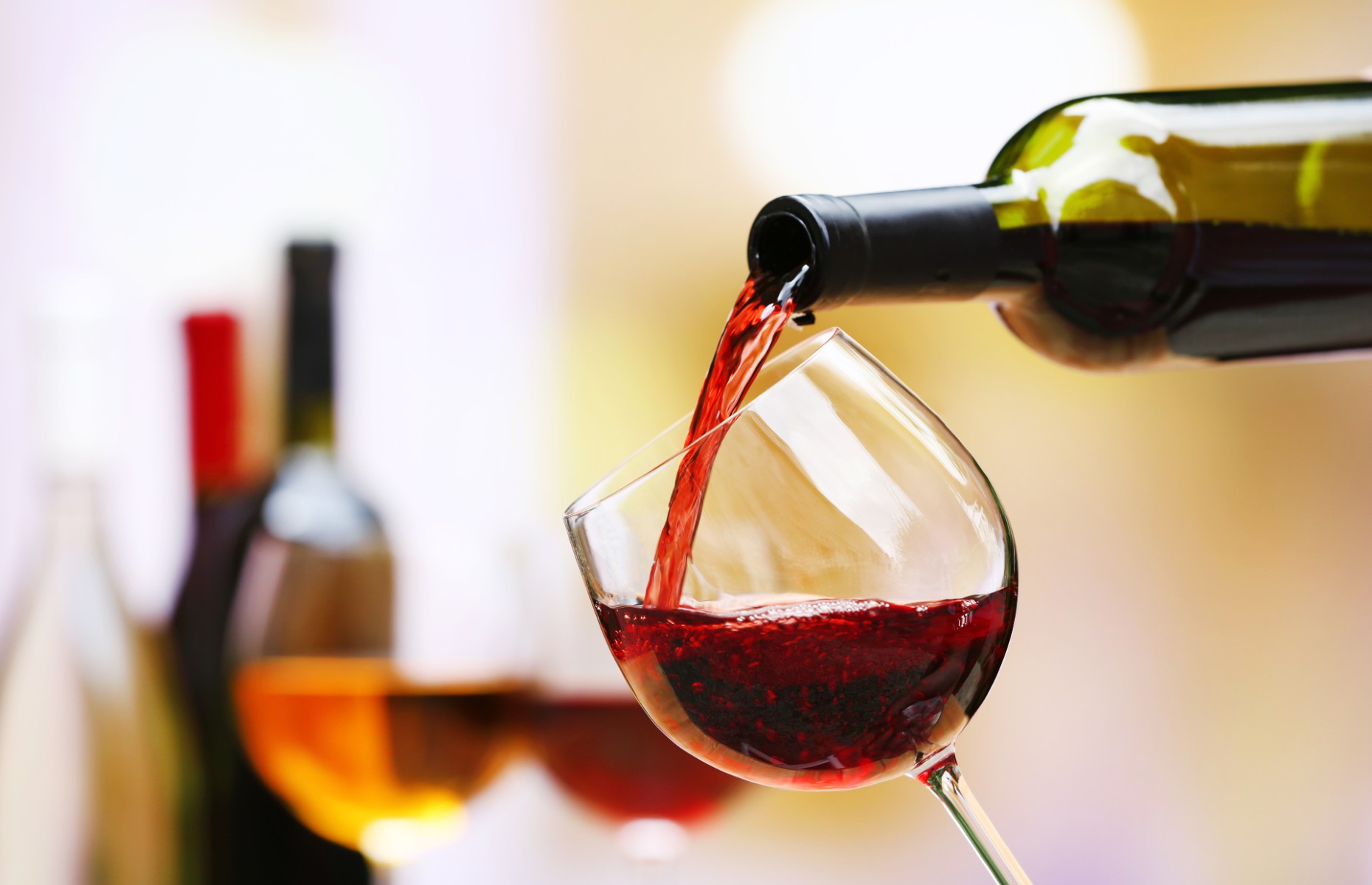 Low alcohol wine [Image: Africa Studio/Shutterstock]