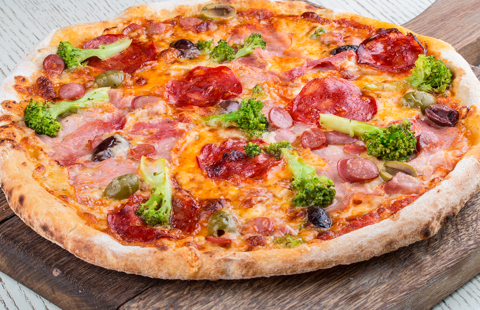 Tenderstem and chorizo pizza (GrumJum/Shutterstock)