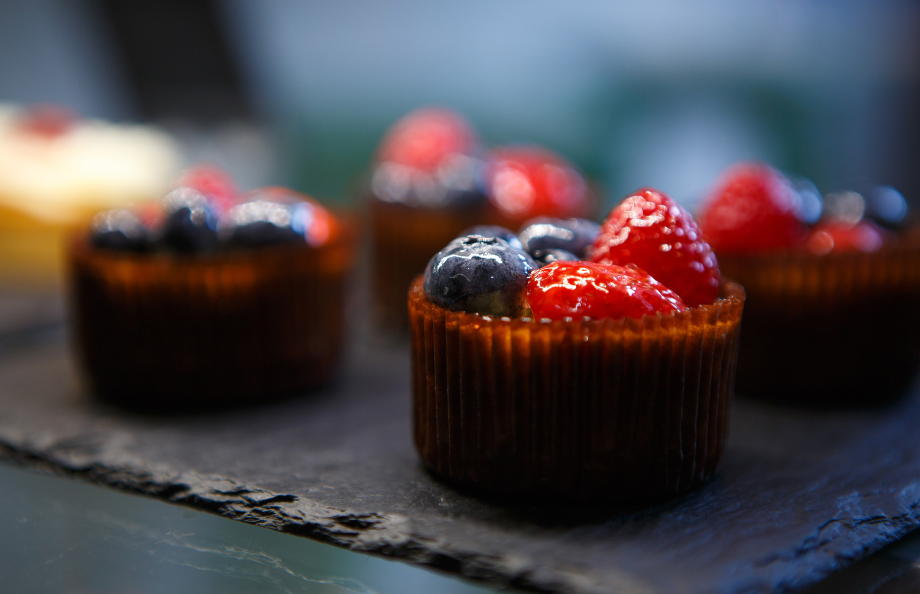 Summer berry cupcakes (Image: hurricanehank/Shutterstock)