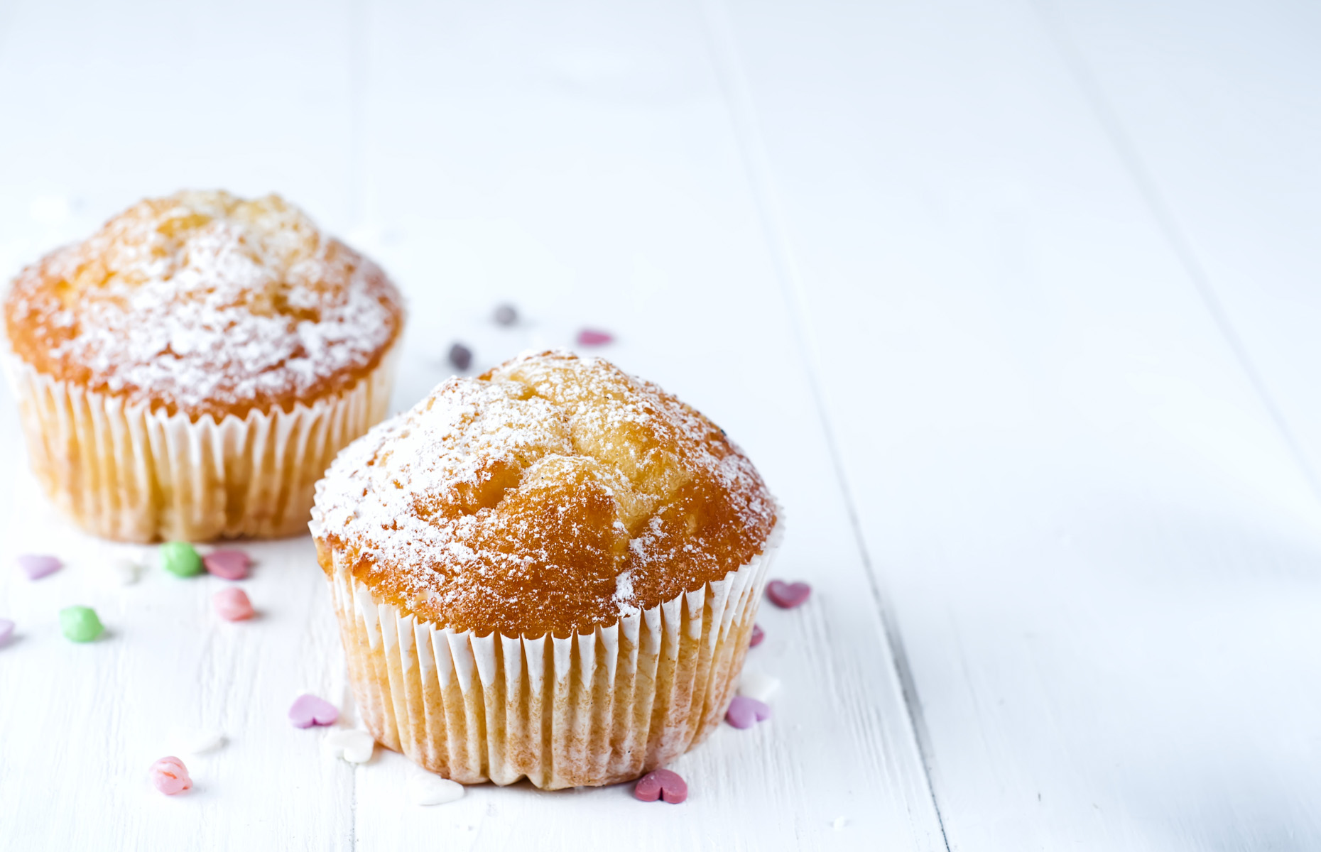 Vanilla cupcakes (Image: OleksandrKovalenko/Shutterstock)