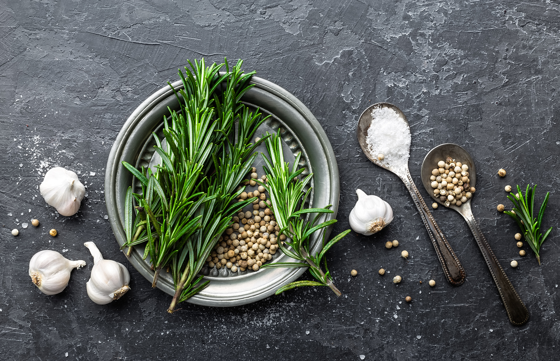 Rosemary, garlic and white peppercorns (Image: Sea Wave/Shutterstock)