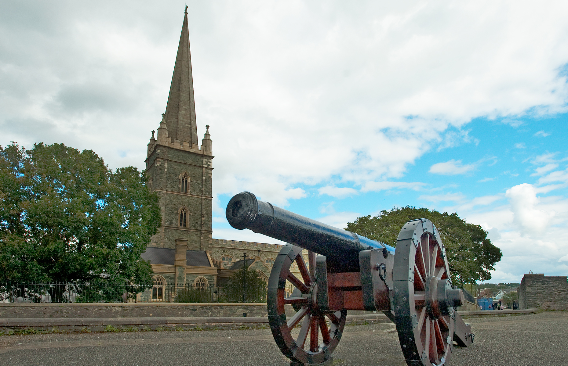 Derry-Londonderry. (Image: Gardiner Mitchell/Tourism Ireland)