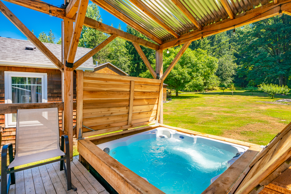 Outdoor hot tub (Image: Sheila Say - Shutterstock)