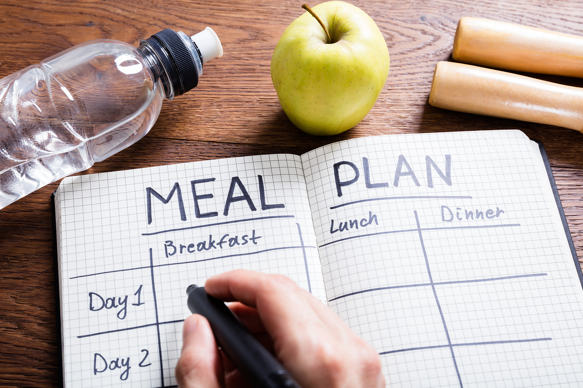 Meal planning book. (Image: Shutterstock)