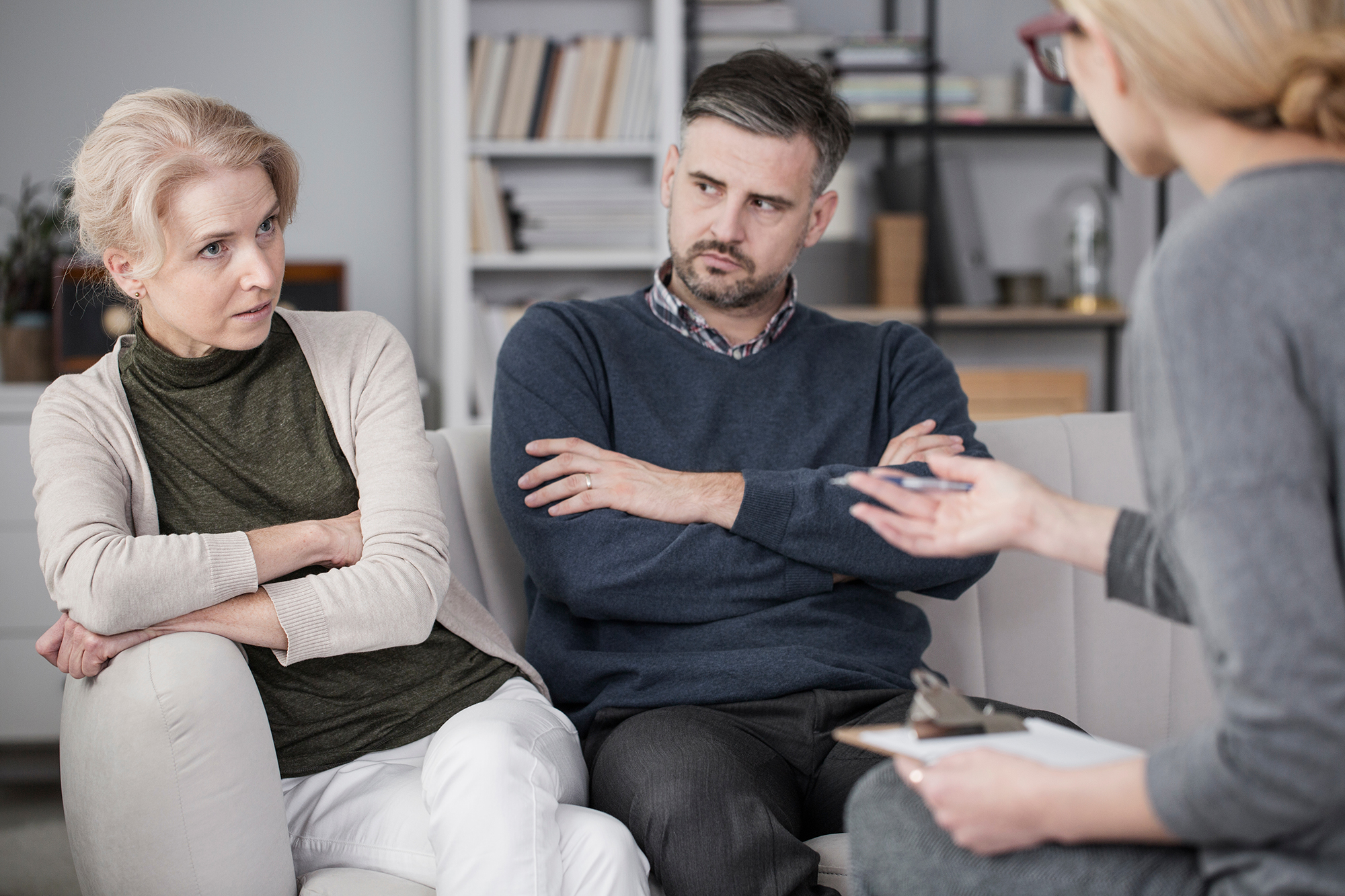 A couple in mediation. (Image: Shutterstock)