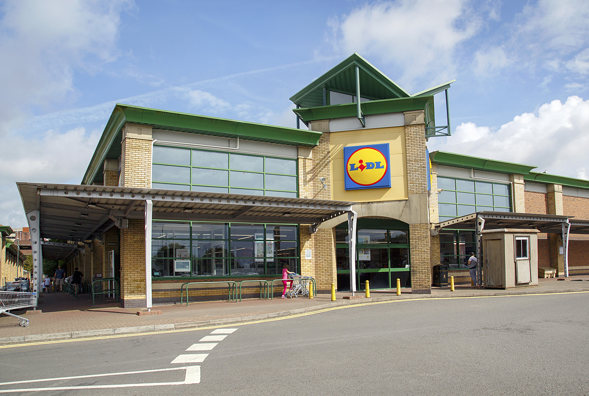 Lidl supermarket. (Image: jax10289/Shutterstock)