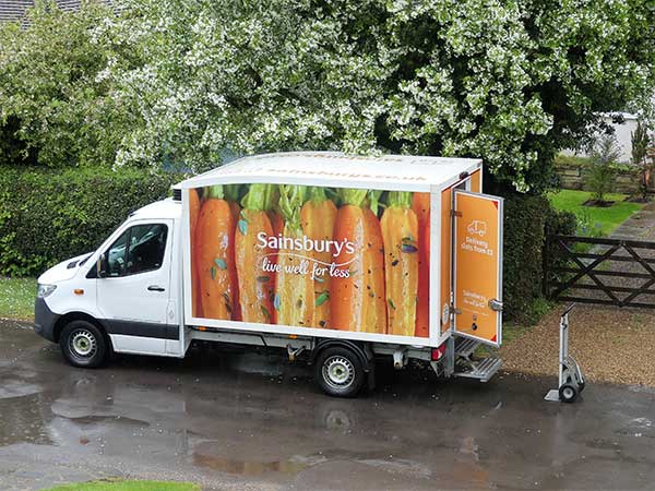 Sainsbury's hasn't announced its Christmas delivery slots (Image: Shutterstock/Peter_Fleming)