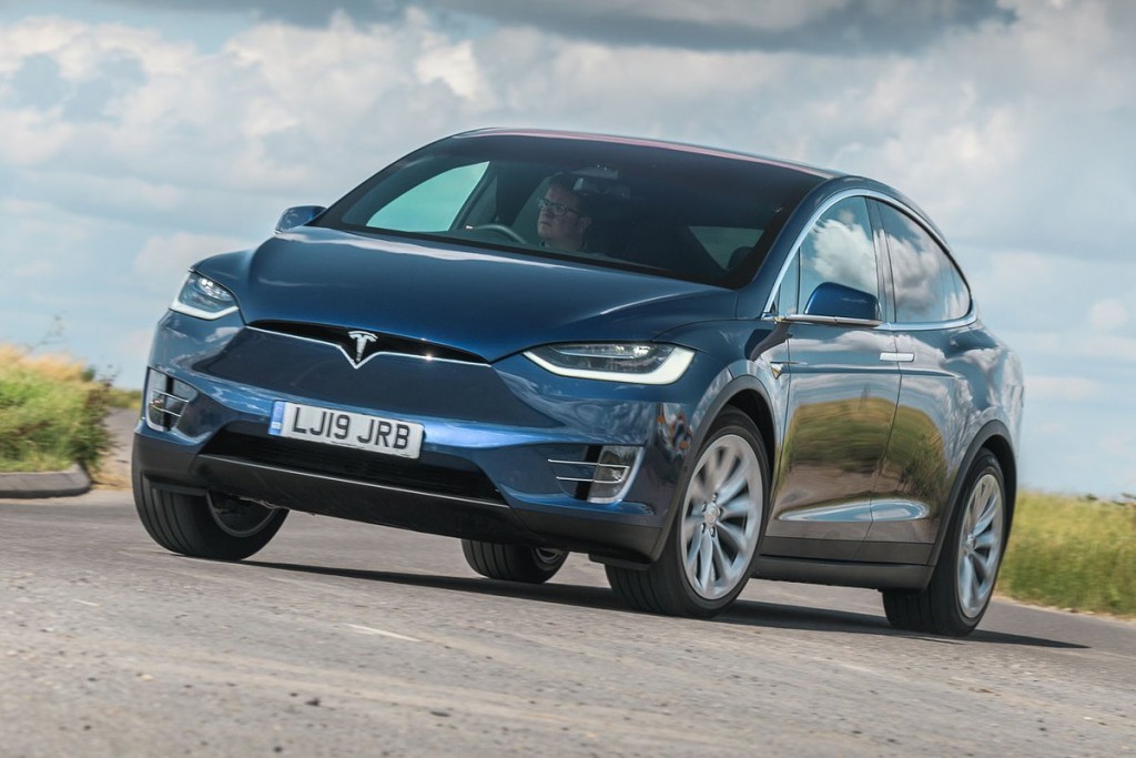 Tesla Model X (Image: Move Electric)