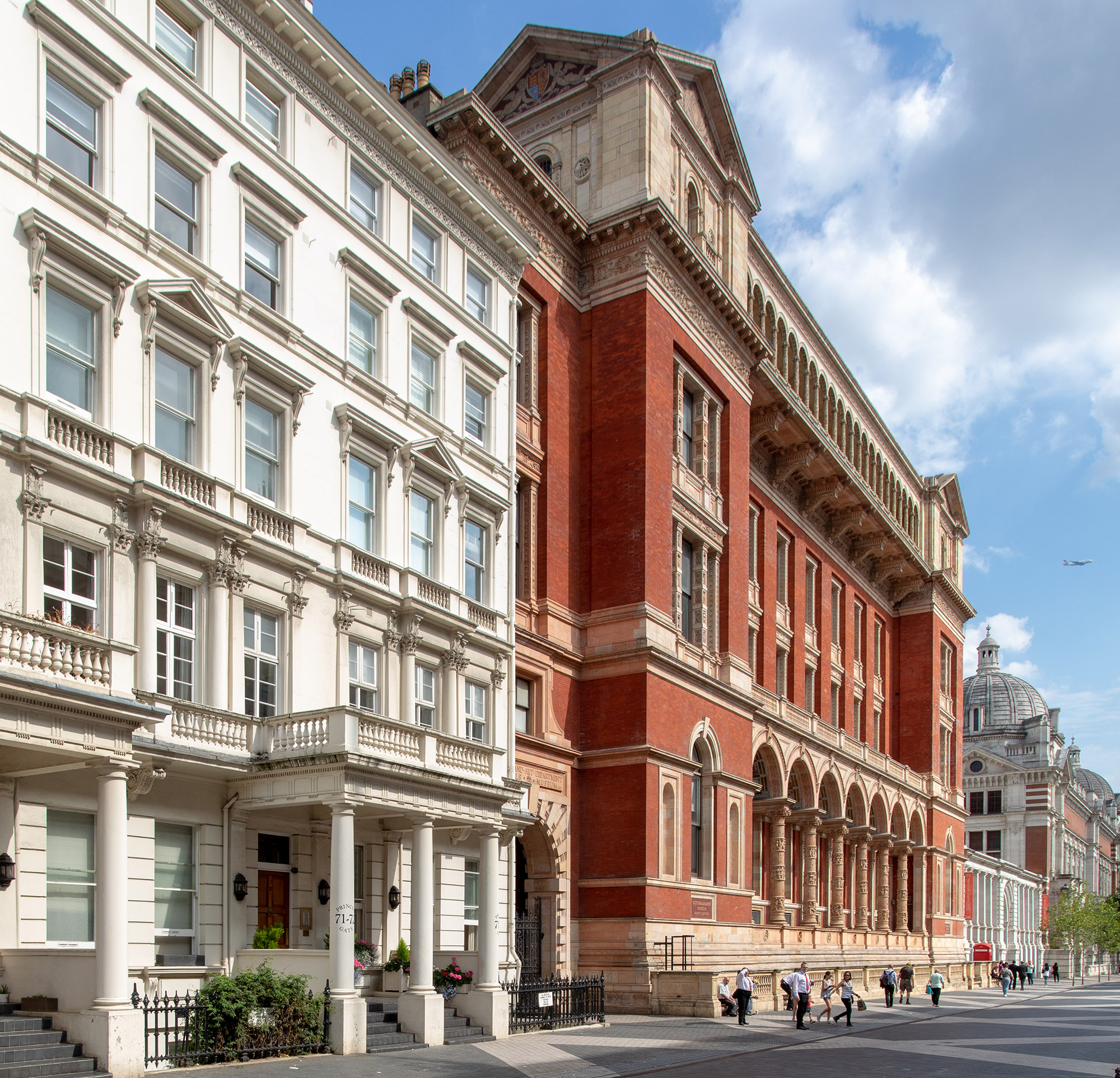 Luxury Kensington apartment raffled off for £10