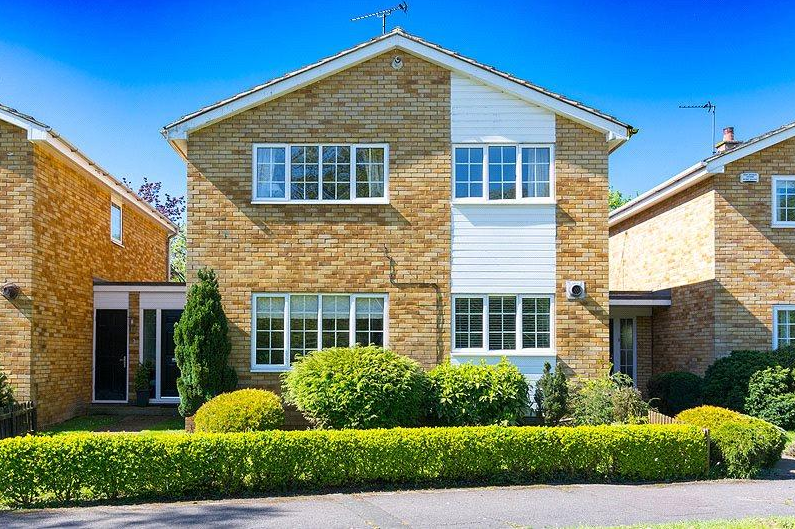 Corinium Gate: Amazing homes for sale in St Albans