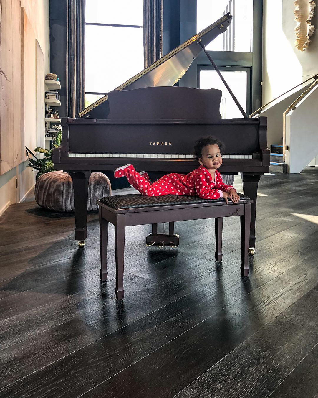 Image: @chrissyteigen / Instagram