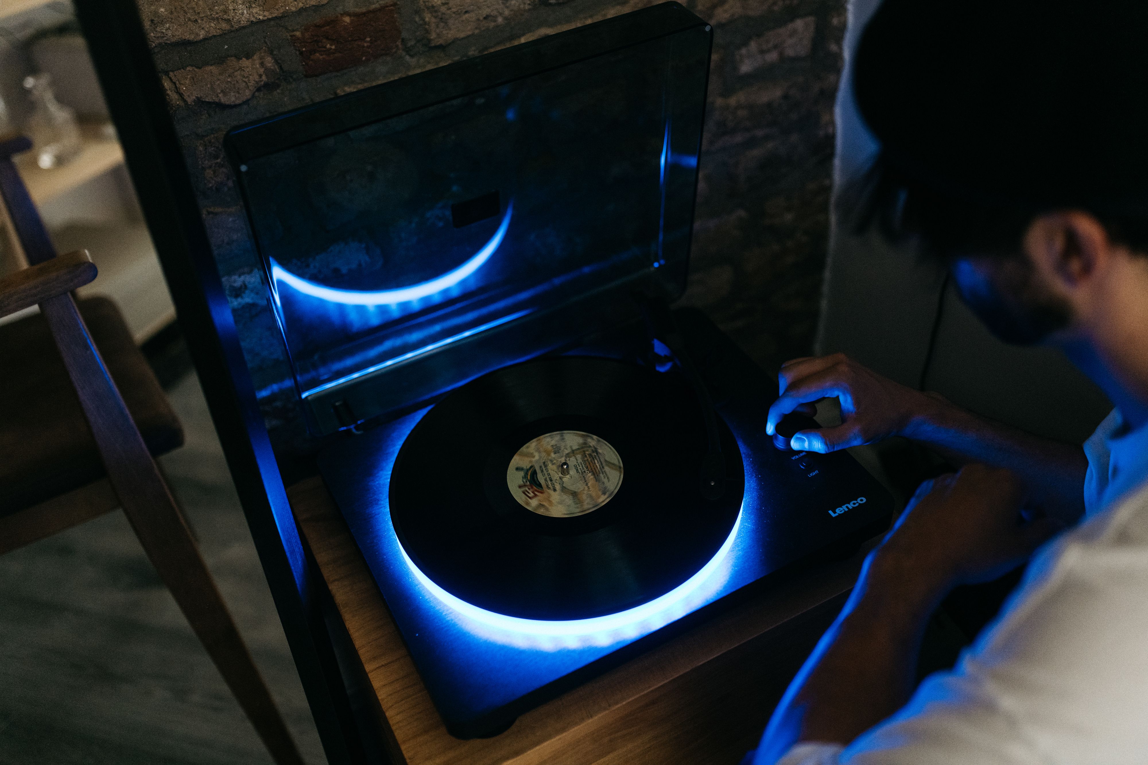 Lenco LED turntable