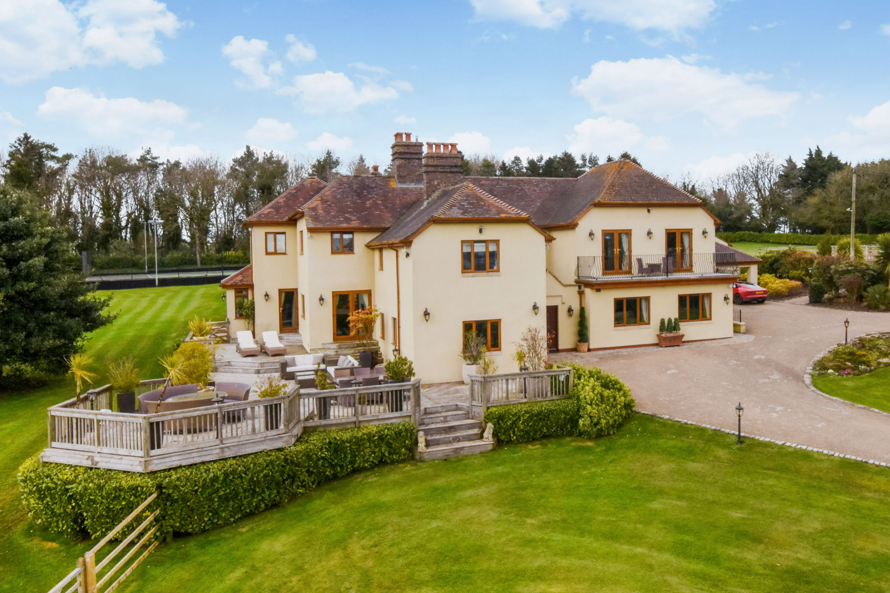 Is this Backwell mansion worth moving out West for? We certainly think so...