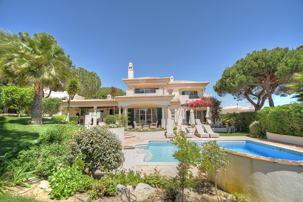 Four bedroom villa in the Algarve