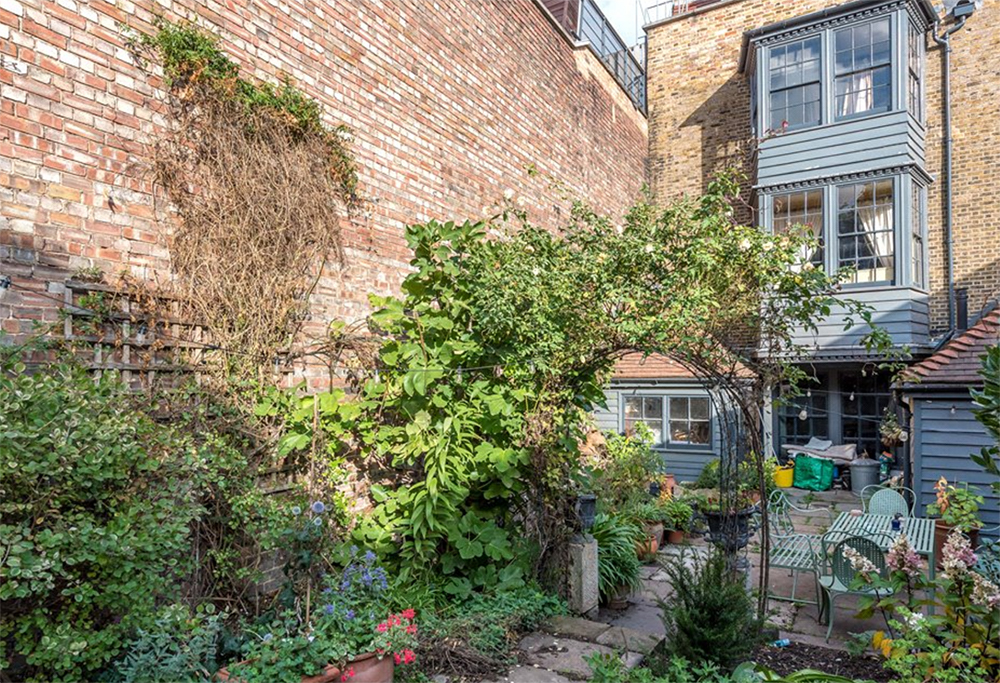 1700s London townhouse for sale