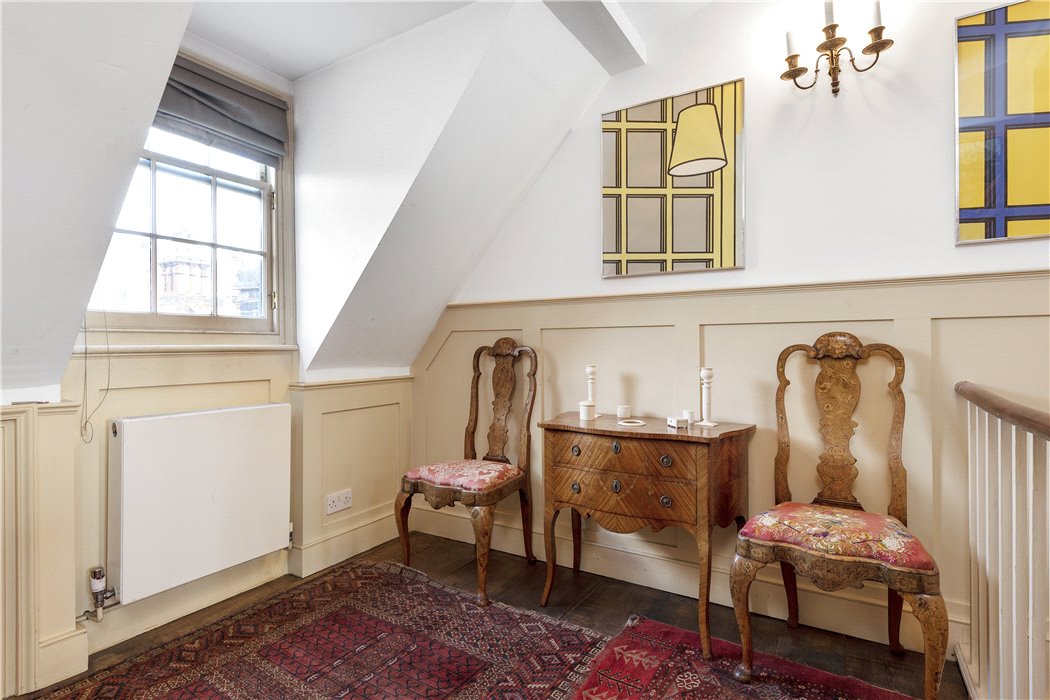 1700s London townhouse for sale