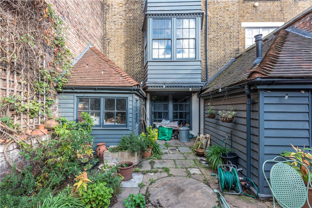 1700s London townhouse for sale