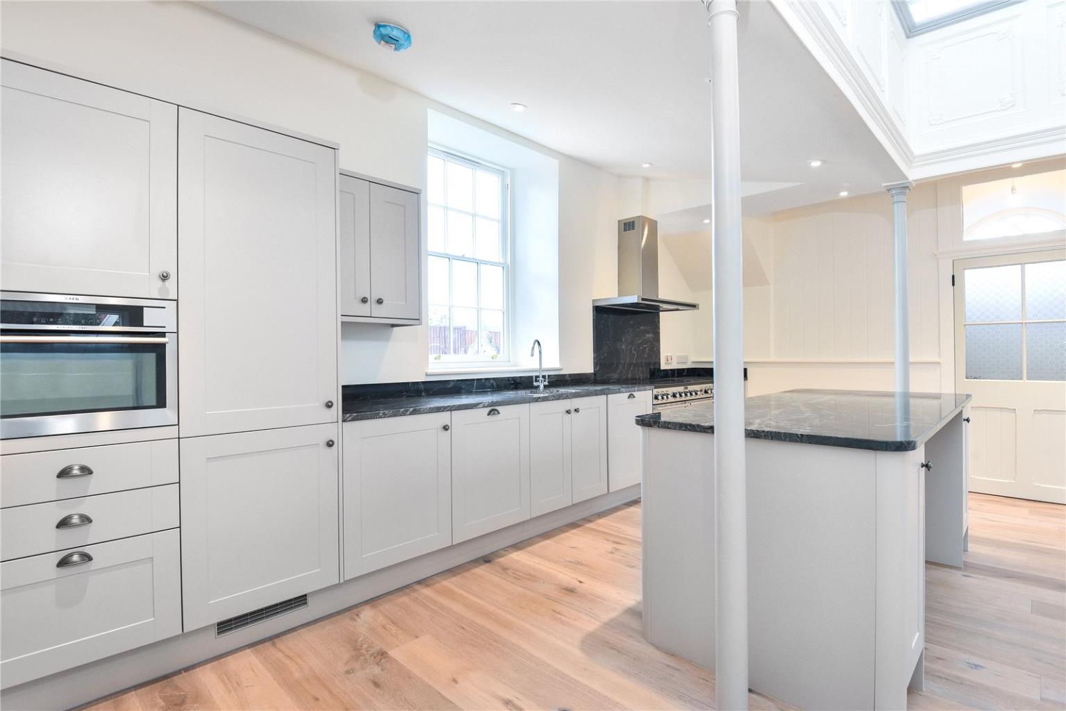 The house is immaculate throughout and even has a brand new kitchen. Image: Bedford Estate Agents 