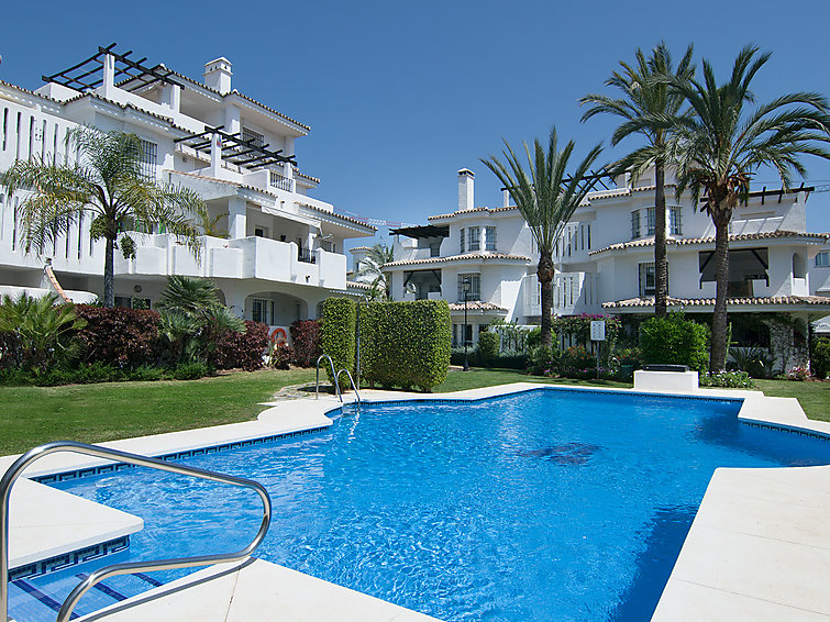 Two bedroom apartment for sale in Marbella