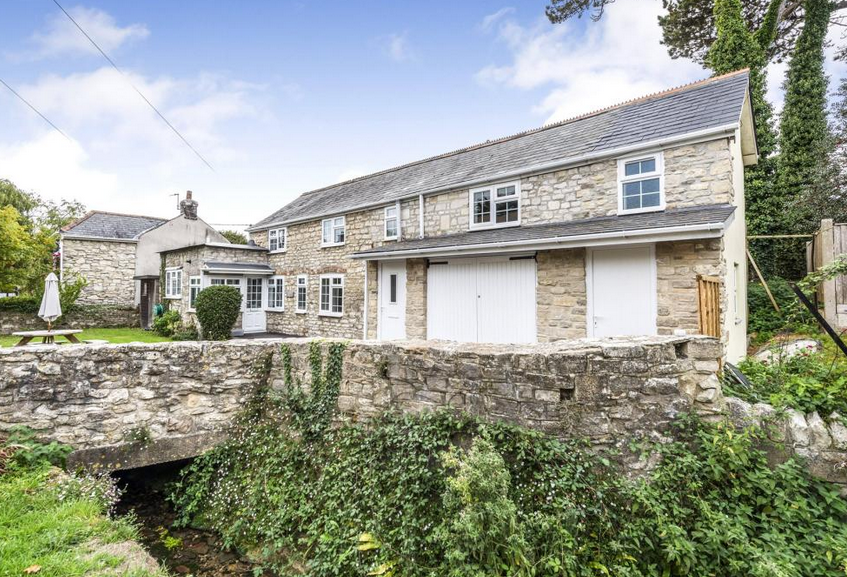 Sutton Poyntz: Homes for sale in Weymouth