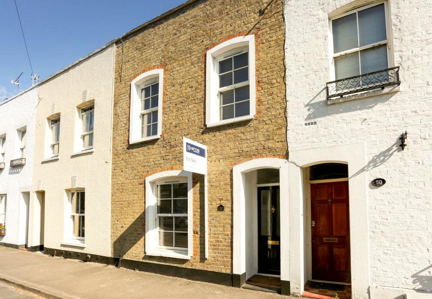 Albert street: Wonderful homes for sale in Windsor