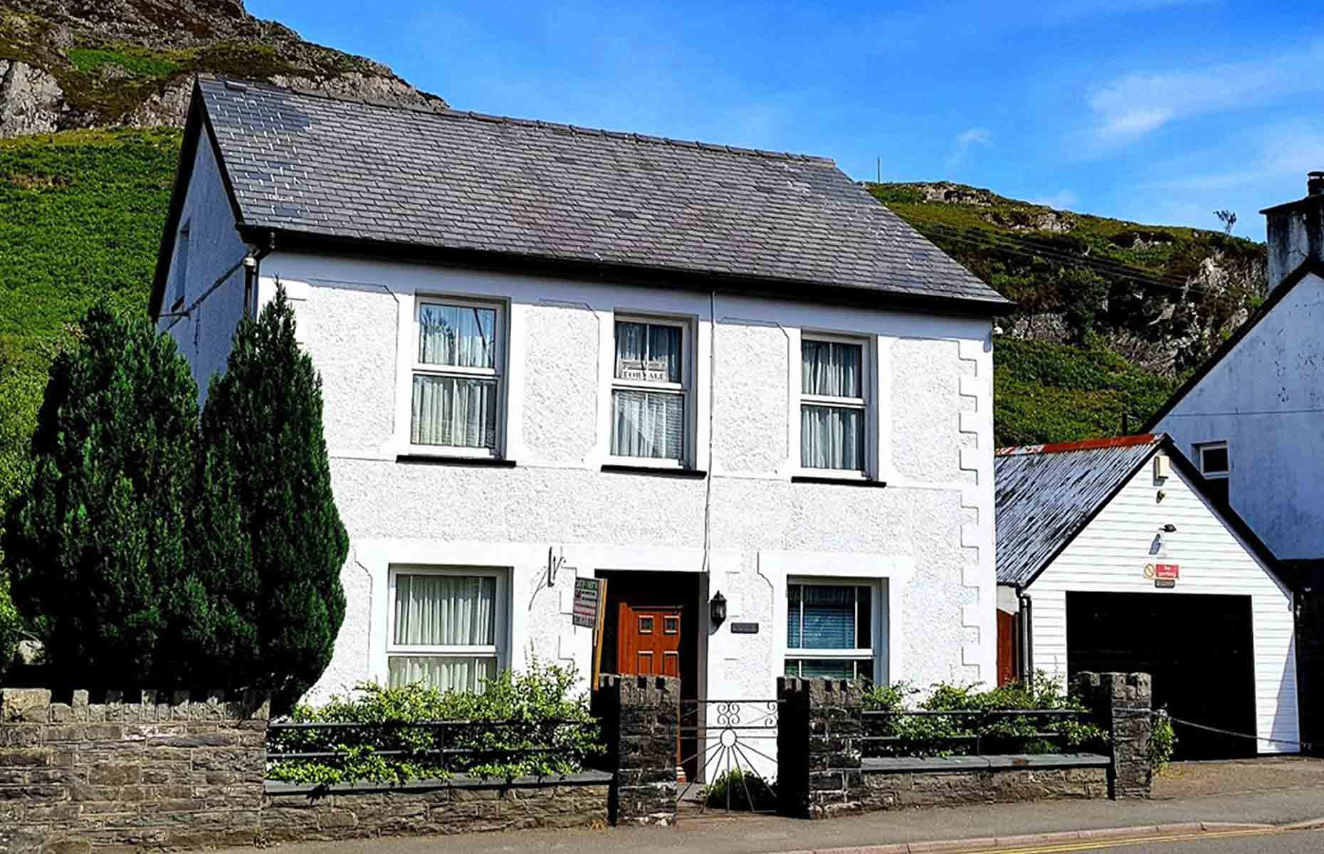 The detached family home occupies an idyllic rural spot in Gwynedd. Image: Pattinson