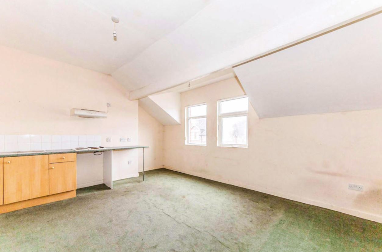 The top floor gets a lot of light, perfect for a self-contained studio flat. Image: Manners & Harrison/Rightmove