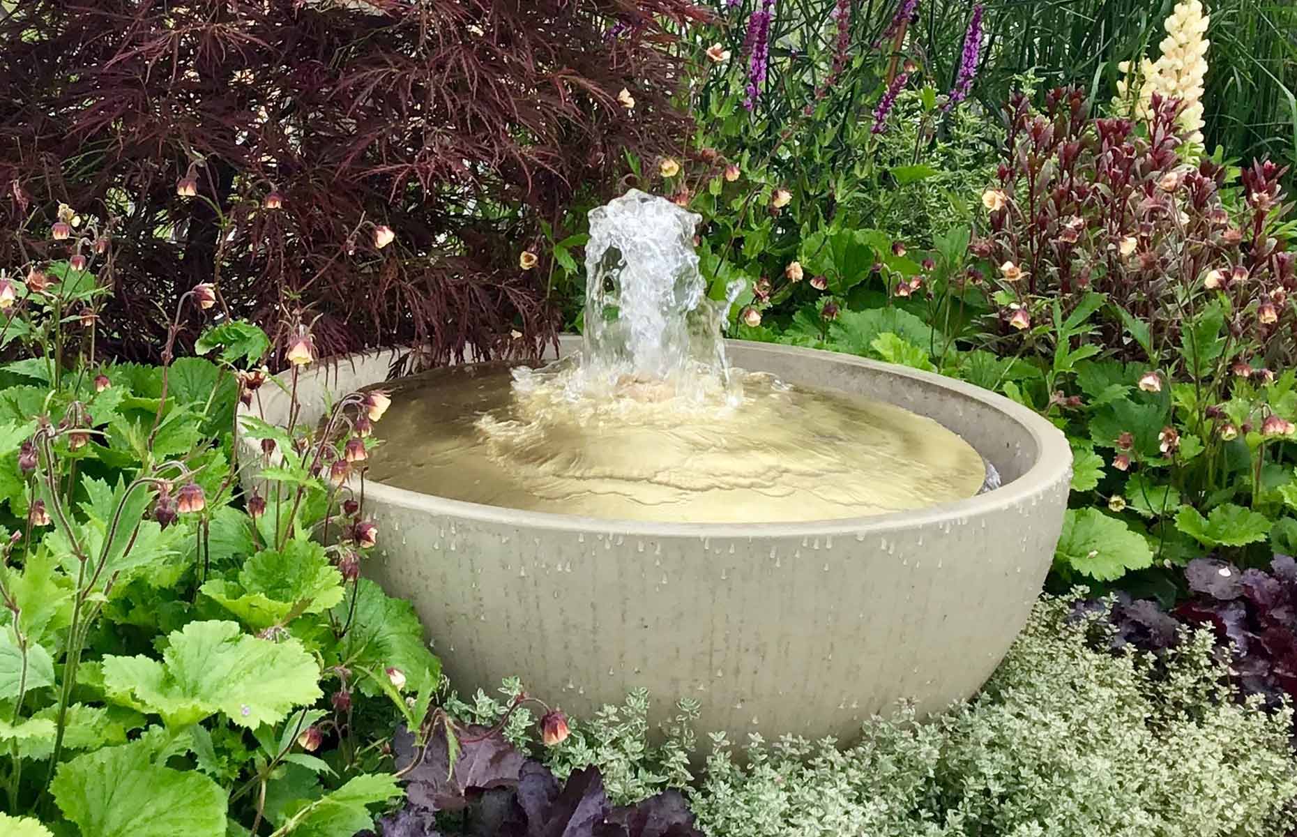 Waterfall water shop bowl